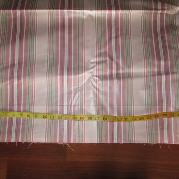 Pink Stripe Chintz Fabric - 3.5 m - Picture 4 of 4